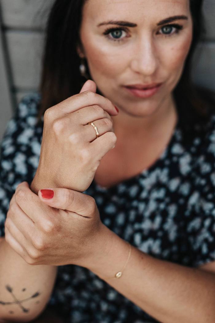 Secondary product image for "Ring Tång Guld"