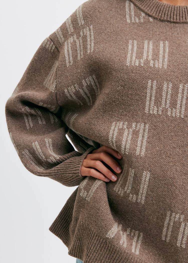Secondary product image for "EM Knitted Sweater Beige"
