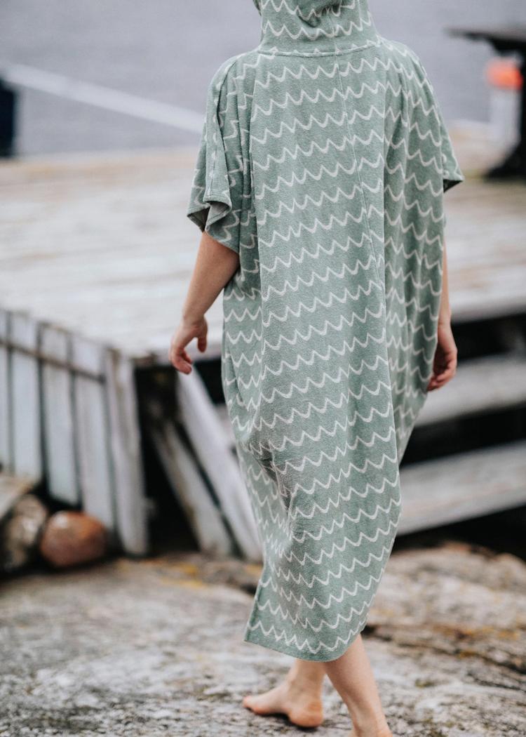 Secondary product image for "Terry Poncho Wave Green"