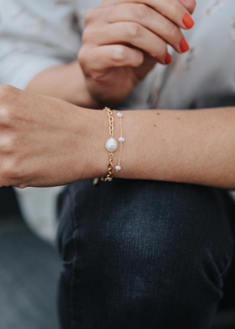 Secondary product image for "Bracelet Caviar Gold"