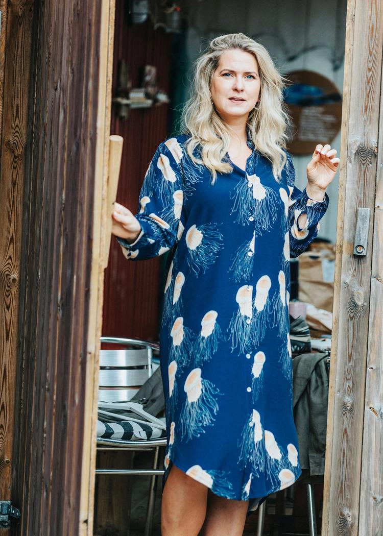 Secondary product image for "Irma Skjortklänning Manet Blå"