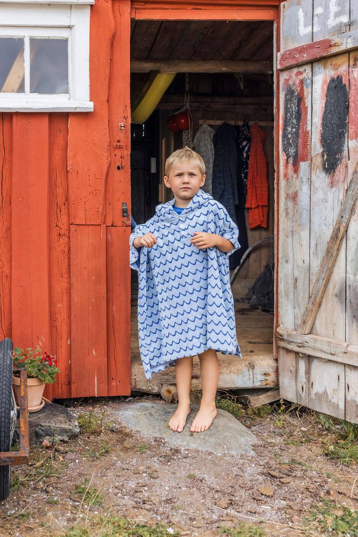 Secondary product image for "Terry Poncho Blue/Navy Wave Kids"