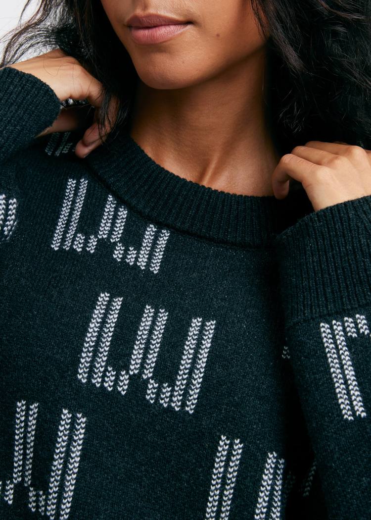 Secondary product image for "EM Knitted Sweater Black"