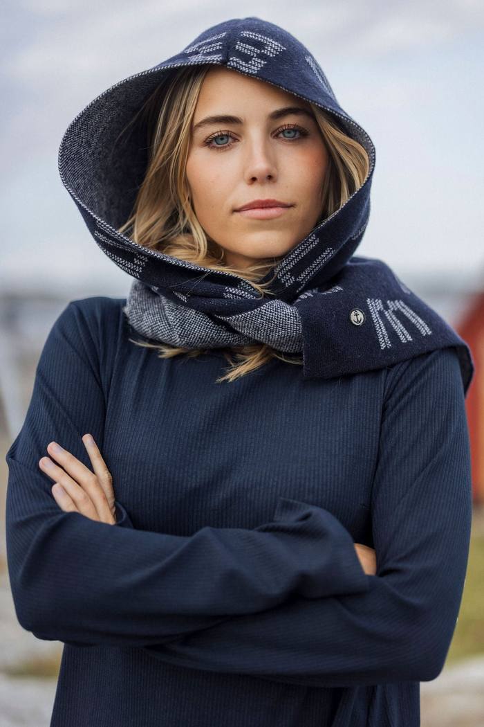 Secondary product image for "EM Scarf Hood Navy"