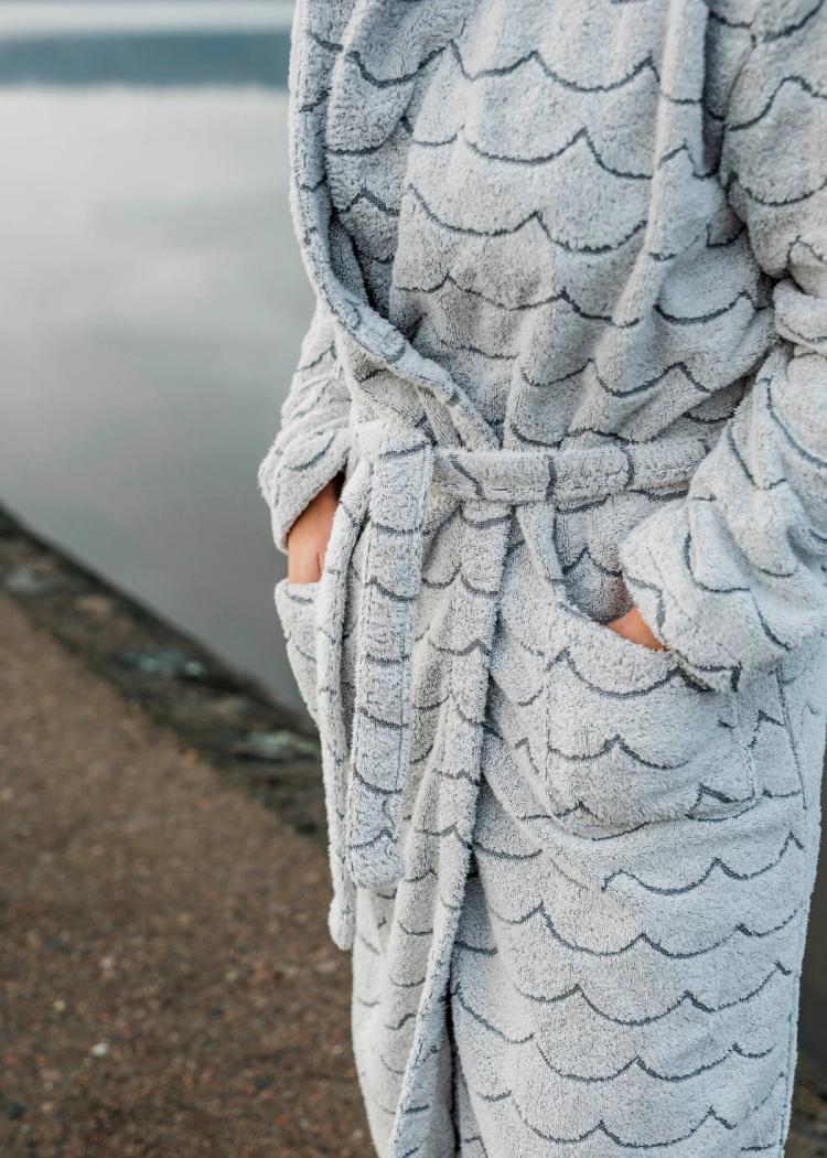 Secondary product image for "Bathrobe Wave"