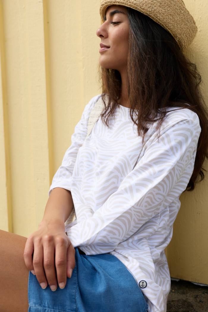 Secondary product image for "Mela Top Windy Wave Beige"