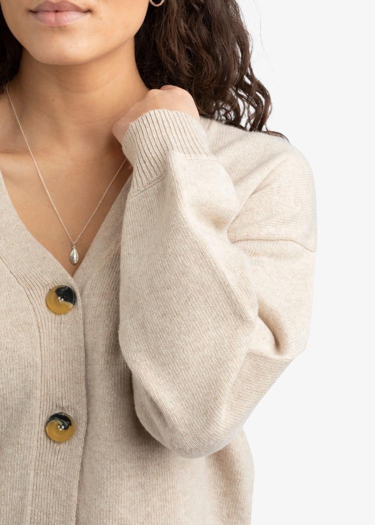 Secondary product image for "Signe Cardigan Swansdown"