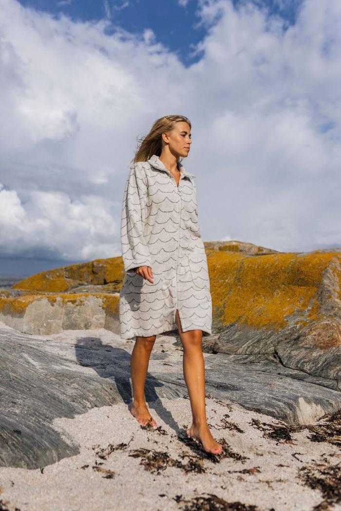 Secondary product image for "Bathrobe Ladies Wave Ecru"