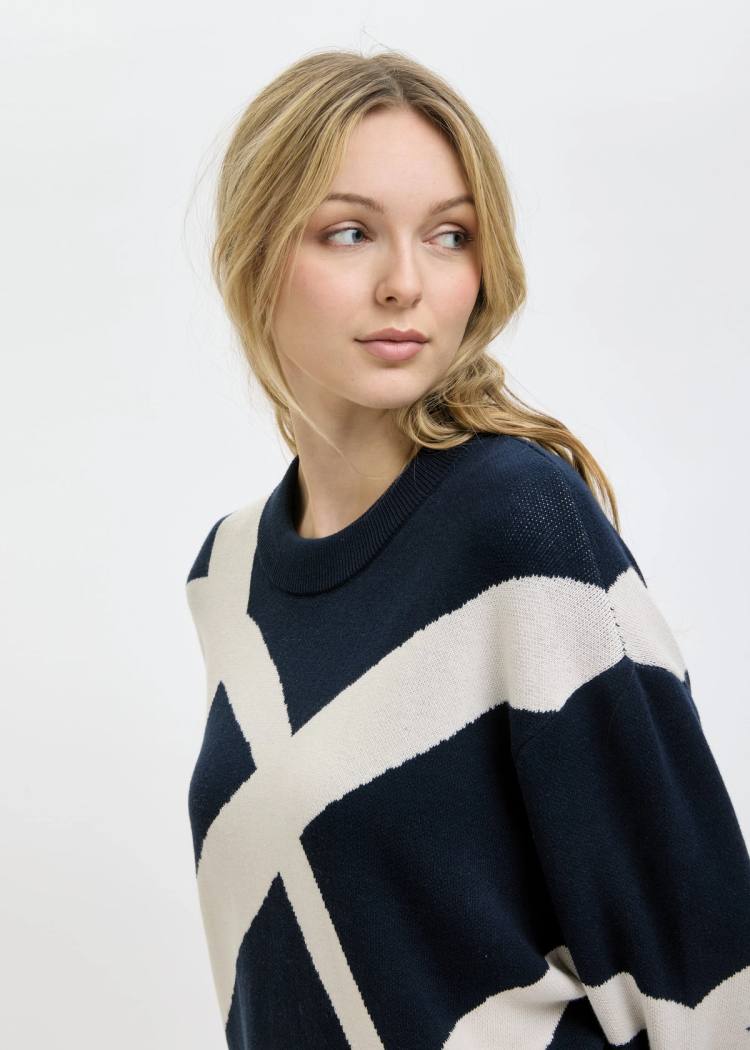 Secondary product image for "Brygg stickad tröja Navy"