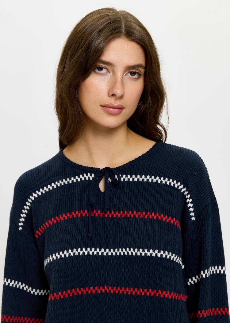 Secondary product image for "Käringö Knitted Sweater Navy"