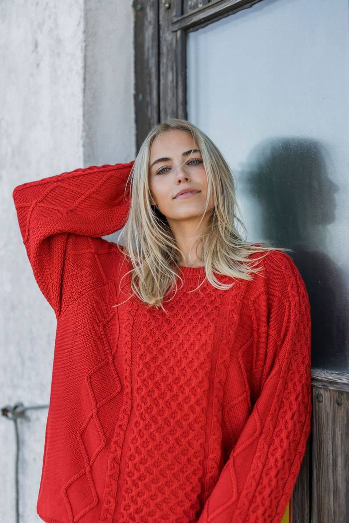 Secondary product image for "Fender stickad tröja Röd"