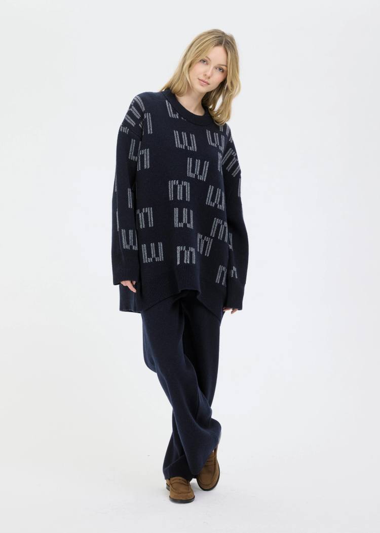Secondary product image for "EM Stickad Tröja Navy"