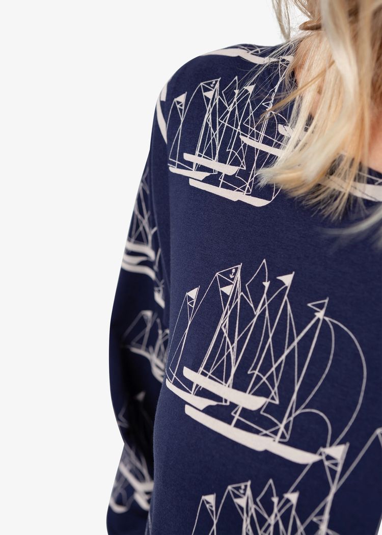 Secondary product image for "Mira Klänning Linjespel"