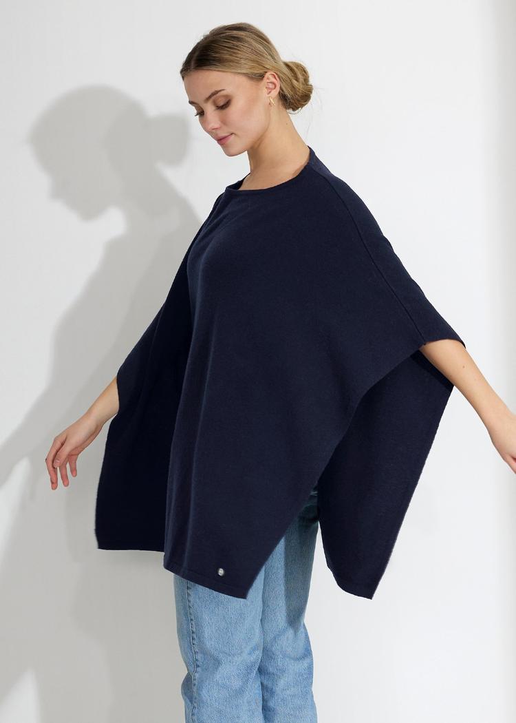 Secondary product image for "Lo Poncho Navy"