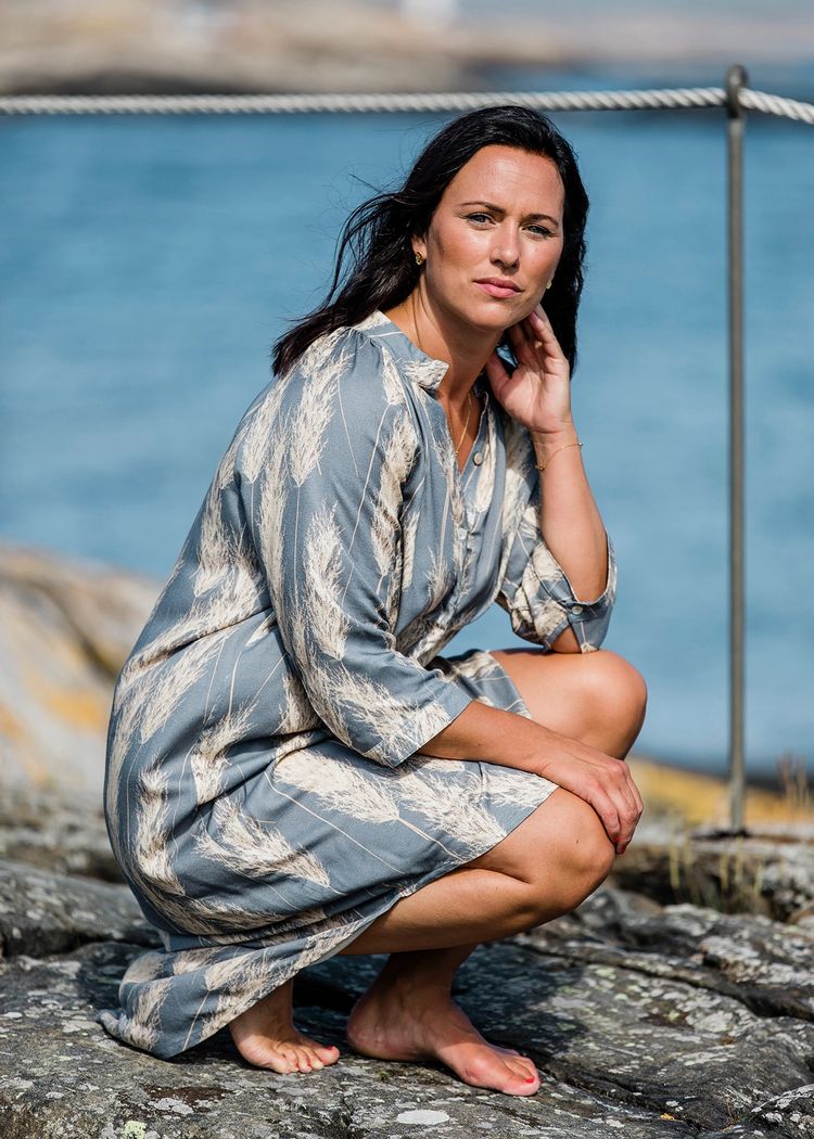Secondary product image for "Marie Skjortklänning Vass"