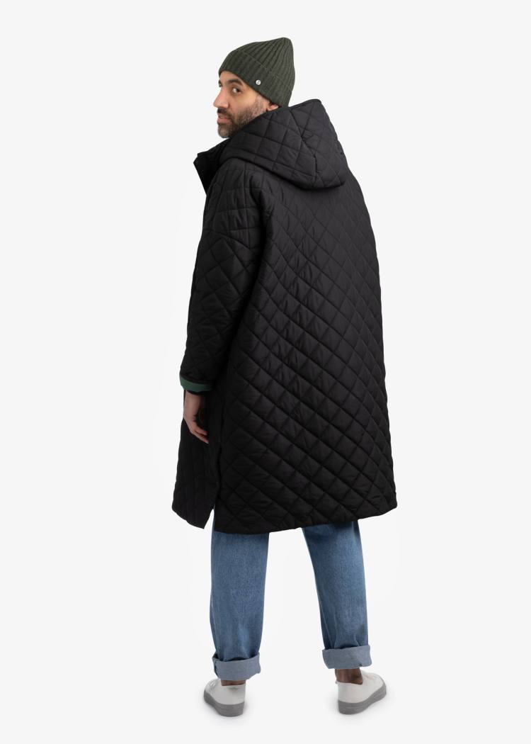 Secondary product image for "Ro Poncho Quilt"