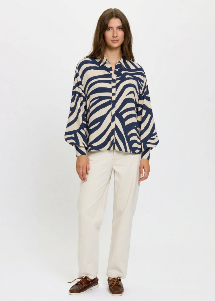 Secondary product image for "Betty Blus Windy Wave"