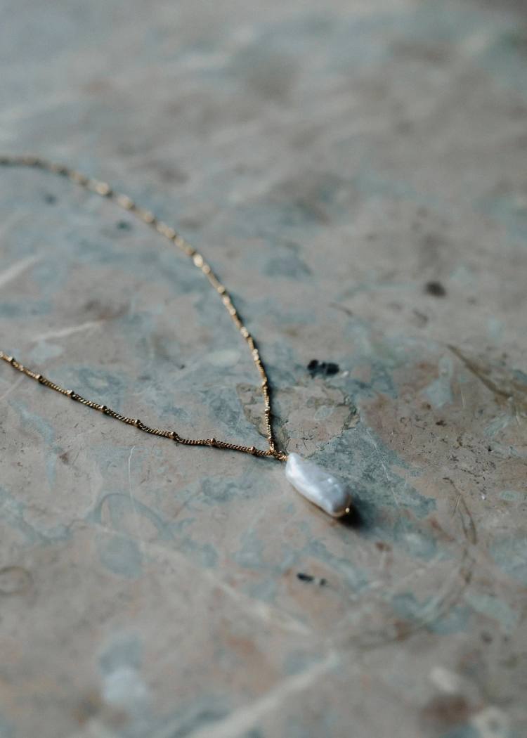 Secondary product image for "Halsband Pärla Guld"