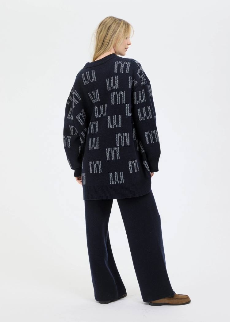 Secondary product image for "EM Stickad Tröja Navy"