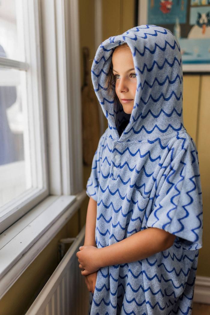 Secondary product image for "Terry Poncho Blue/Navy Wave Kids"