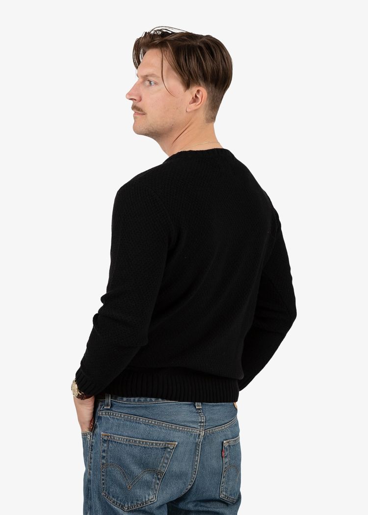 Secondary product image for "Viggo Stickad Tröja Svart"