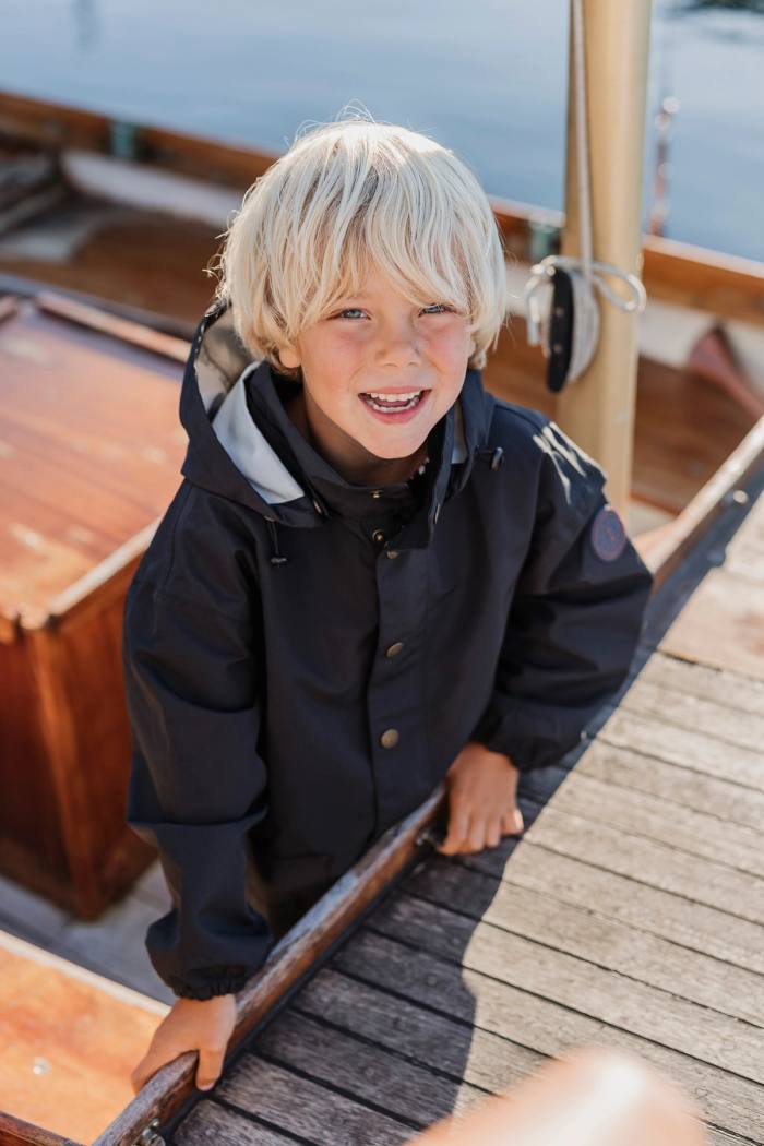 Secondary product image for "GBG Rain Poncho Black Kids"