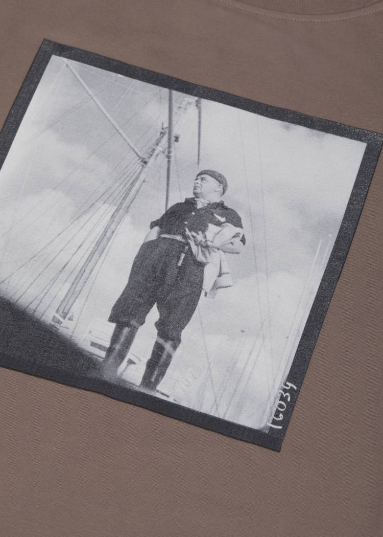 Secondary product image for "Evert Ship Kids T-Shirt"