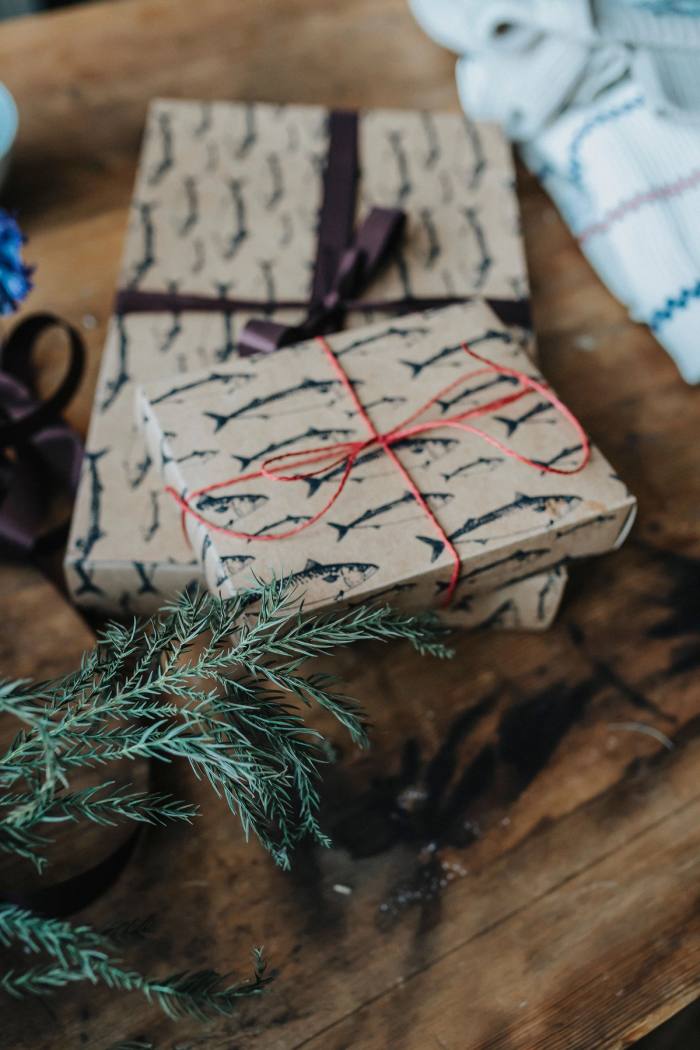 Secondary product image for "Presentkartong Makrill Stor"