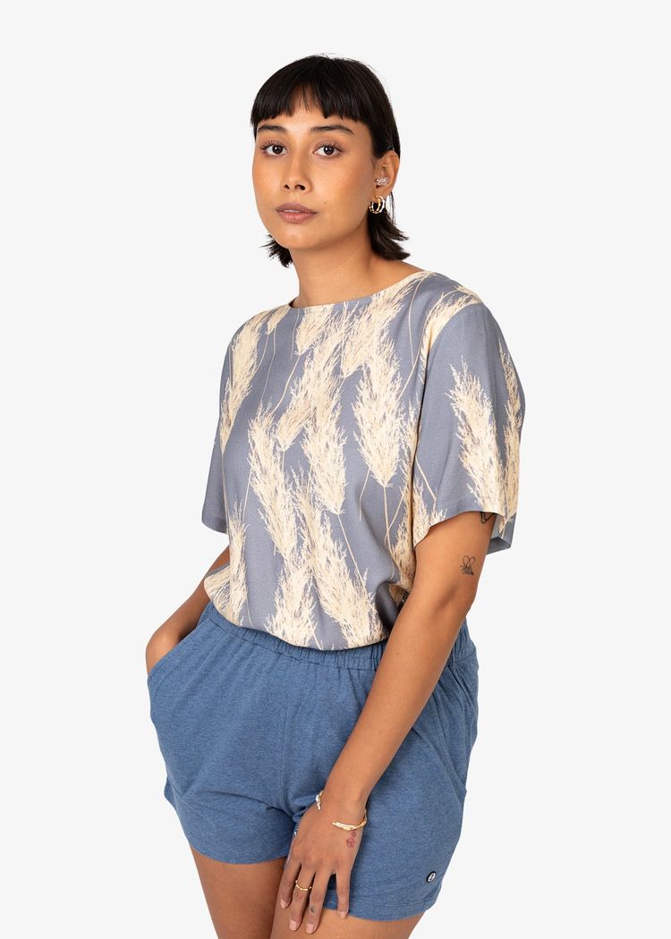Secondary product image for "Mita Blus Vass"