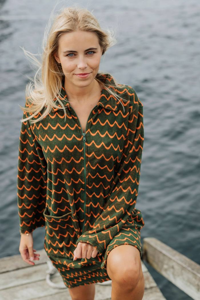 Secondary product image for "Bathrobe Archipelago Zipper Wave Green Orange"