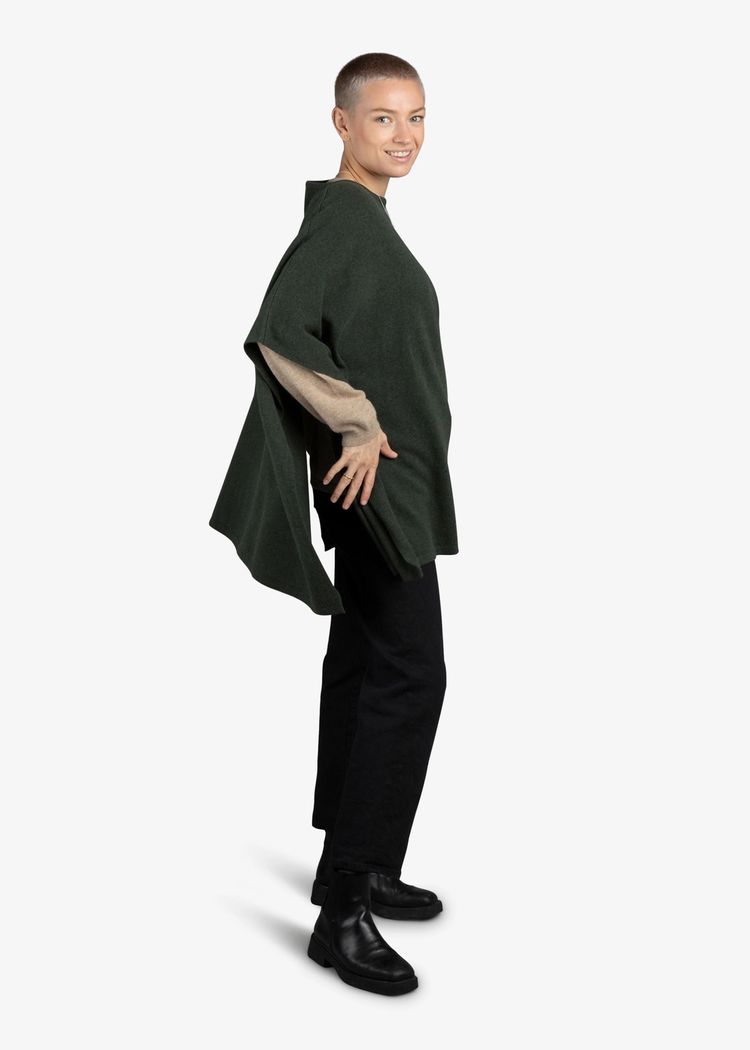 Secondary product image for "Lo Poncho Mossgrön"