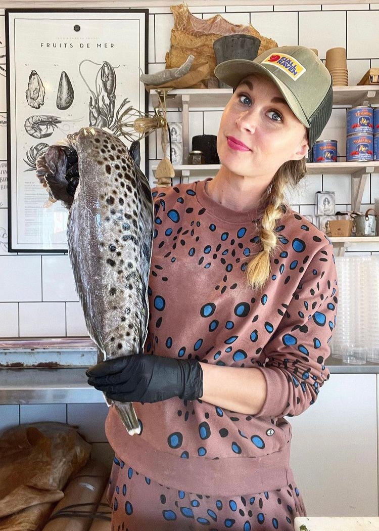 Secondary product image for "Violette Sweater Catfish Brown"