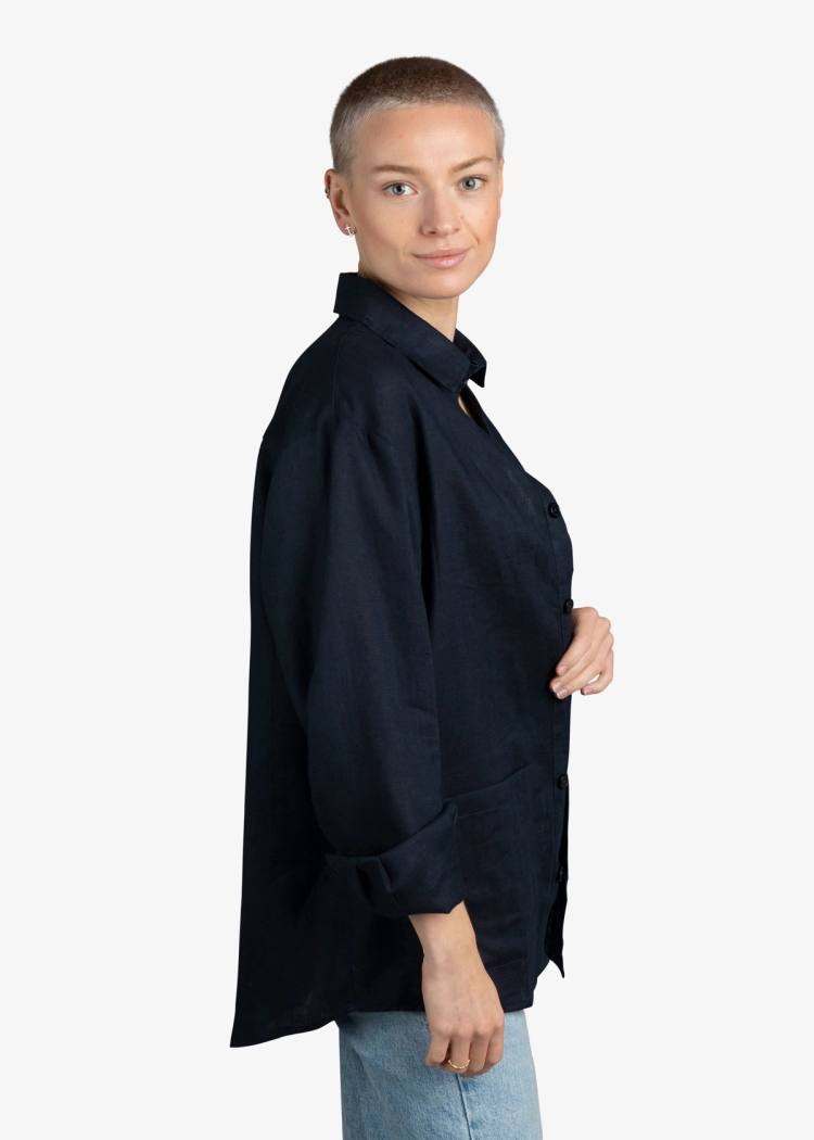 Secondary product image for "Three Pocket Linneskjorta Marinblå"