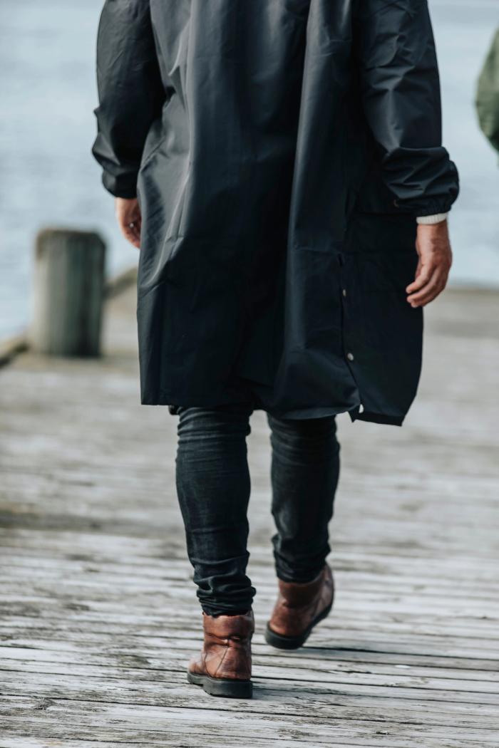 Secondary product image for "GBG Regnponcho Svart"