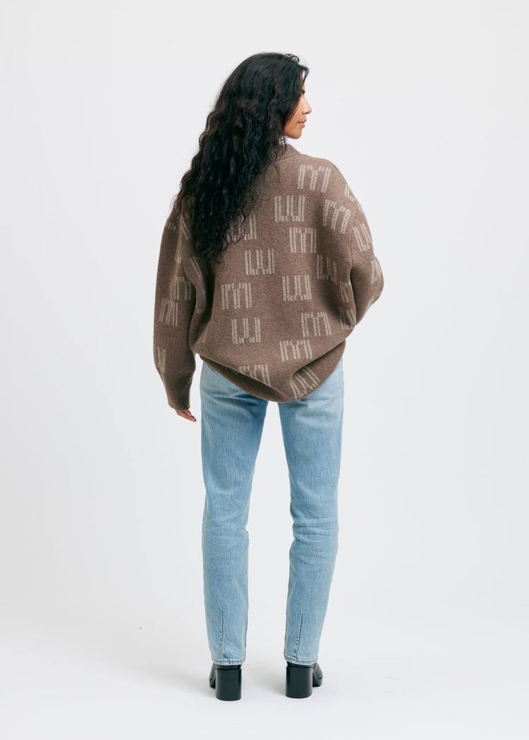 Secondary product image for "EM Knitted Sweater Beige"