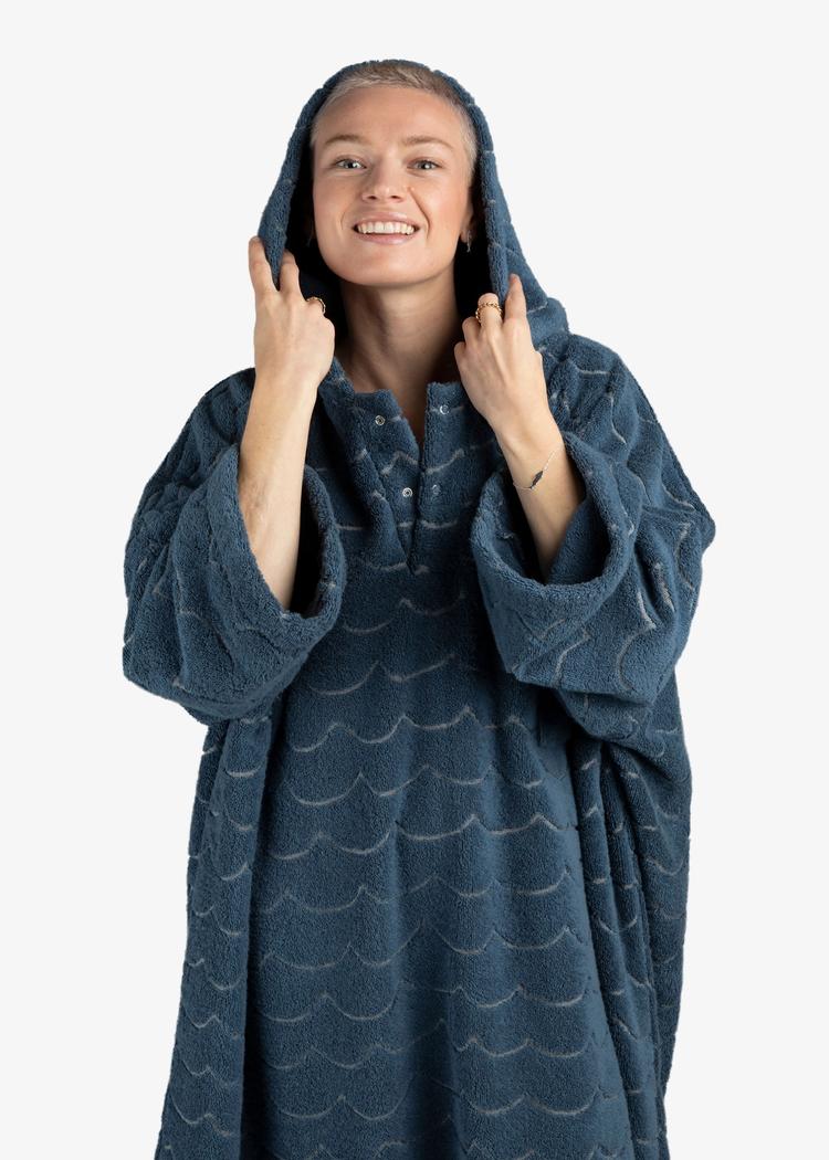 Secondary product image for "Frottéponcho Våg Petrol Långärmad"