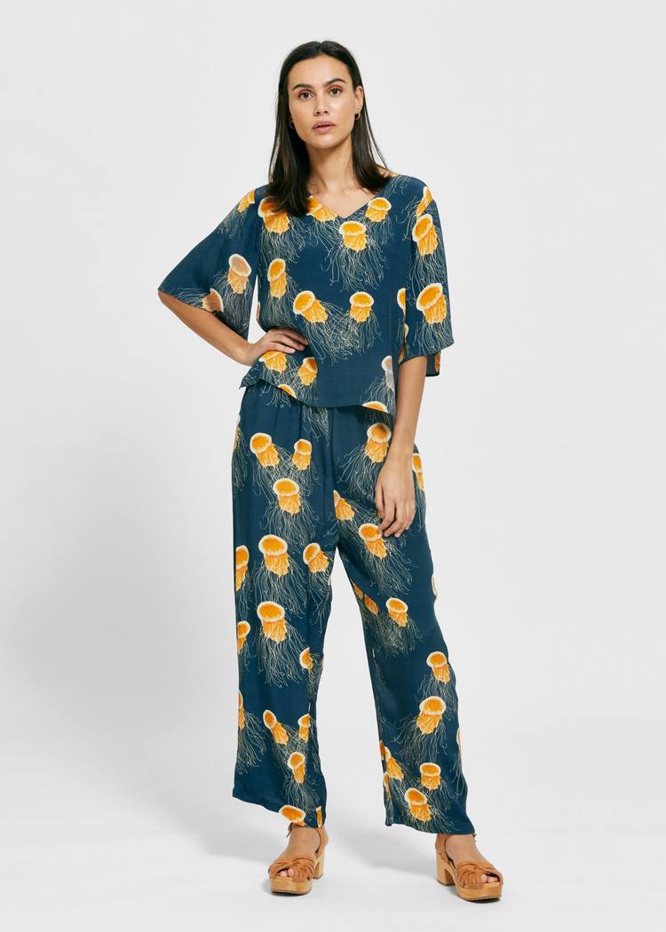 Secondary product image for "Alex Trousers Jellyfish Navy"