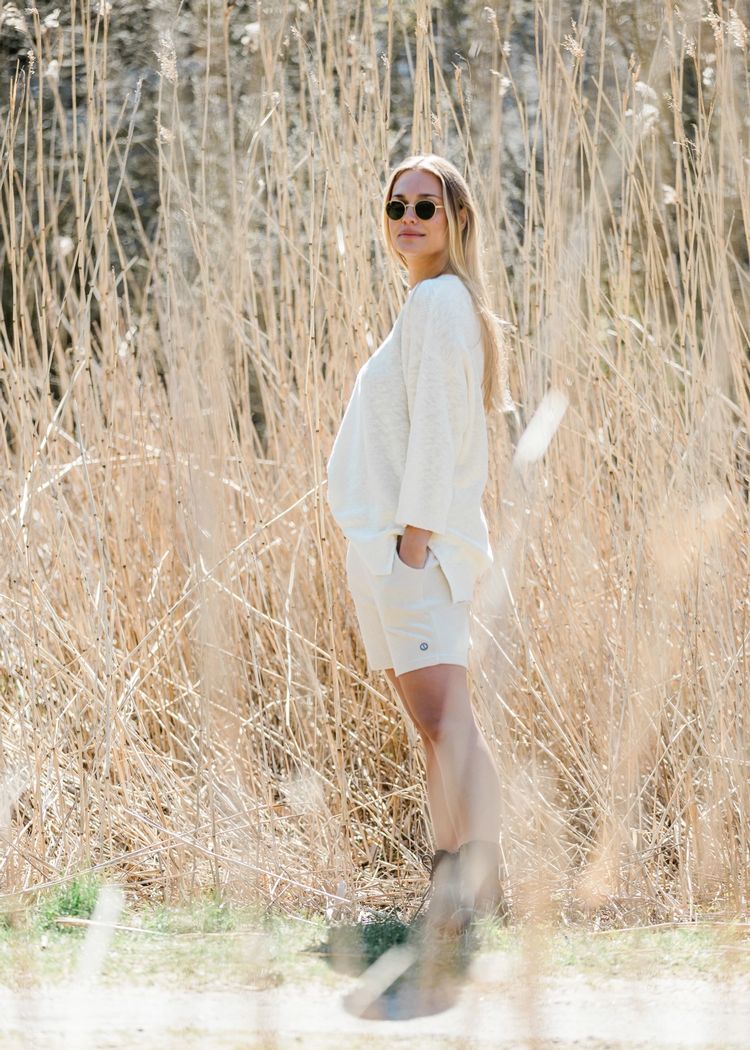 Secondary product image for "Elisa Stickad Tröja Off-white"