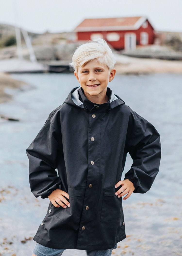 Secondary product image for "GBG Regnponcho Svart Barn"