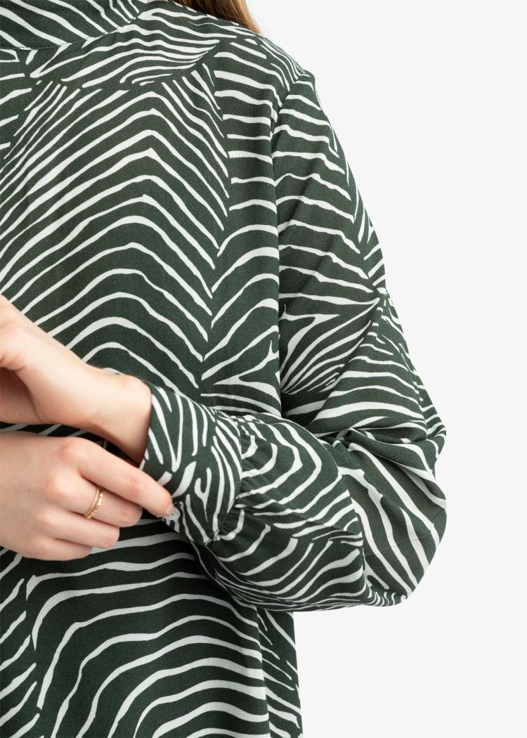 Secondary product image for "Martina Blouse Salmon Green"