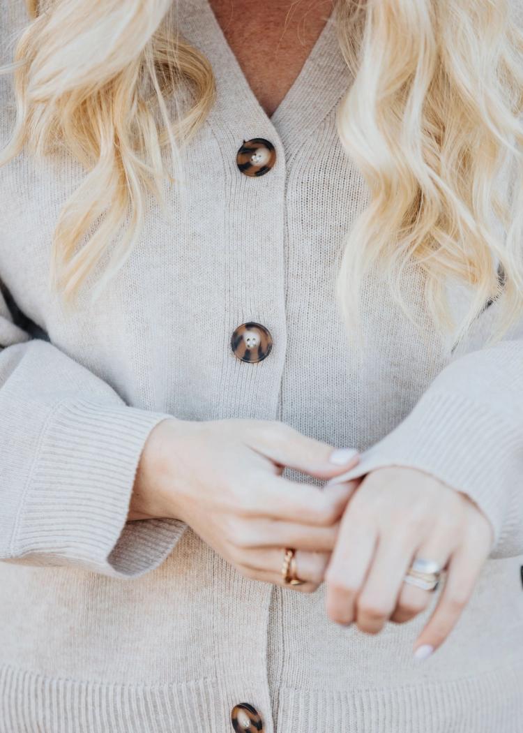 Secondary product image for "Signe Cardigan Swansdown"