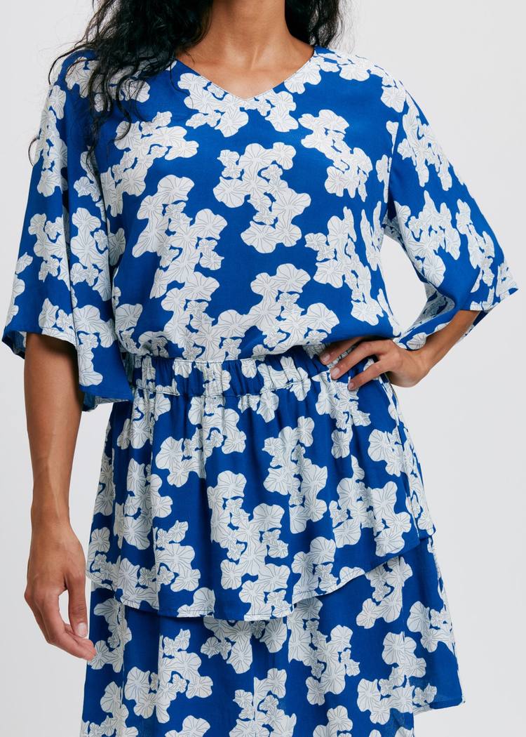 Secondary product image for "Wolla Volang Skirt Barnacle"