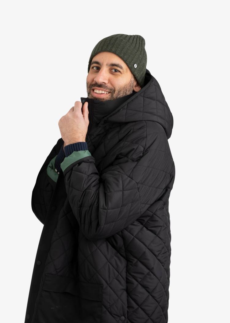 Secondary product image for "Ro Poncho Quilt"