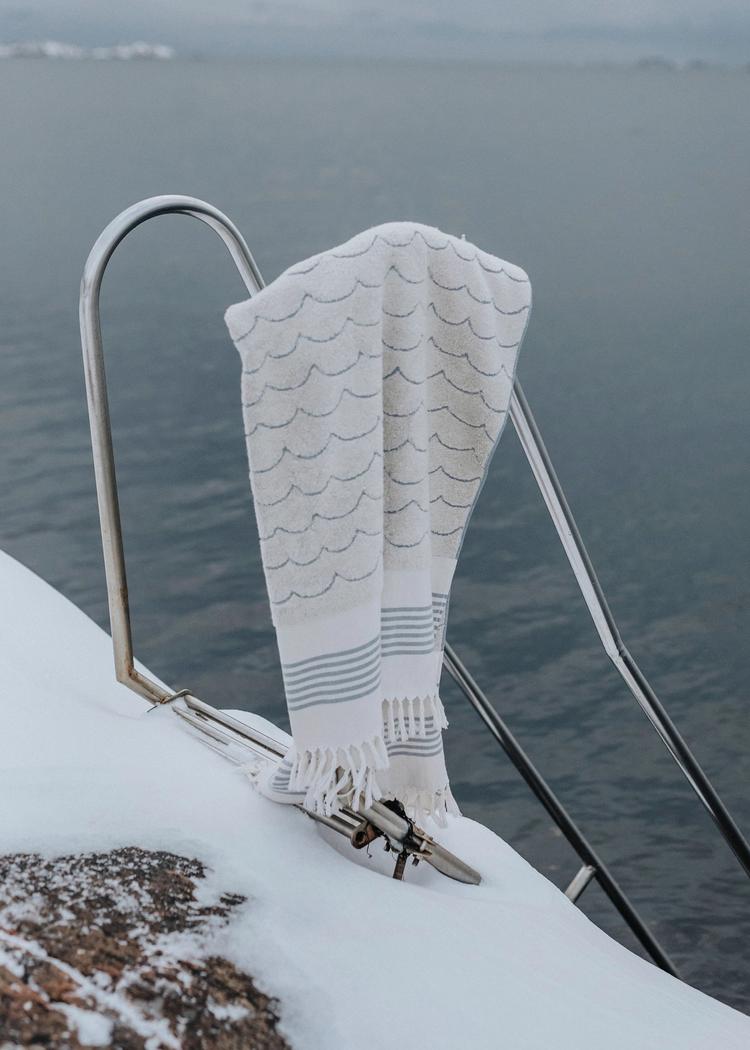 Secondary product image for "Beach Towel Wave Ecru"