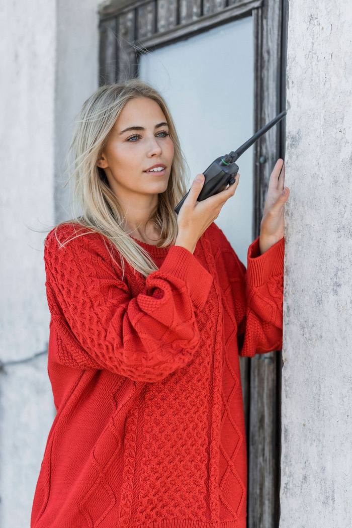 Secondary product image for "Fender stickad tröja Röd"