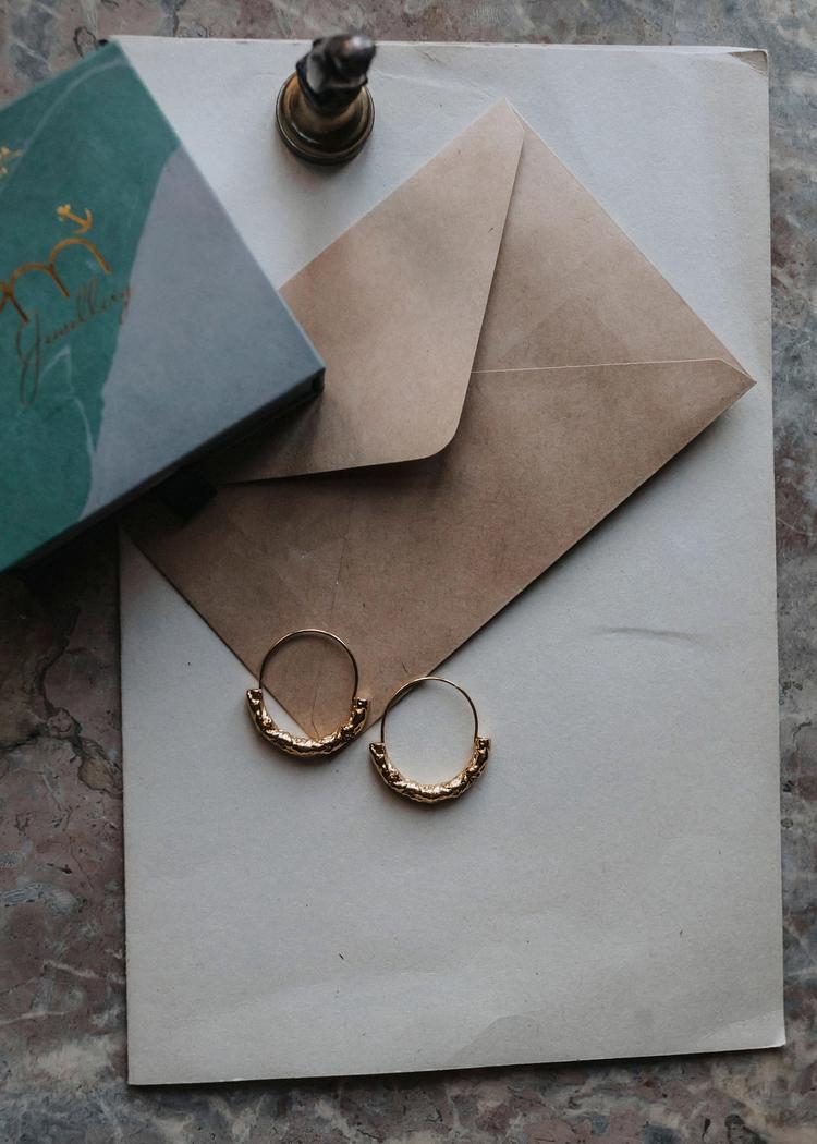 Secondary product image for "Earring Structured Ring Gold"