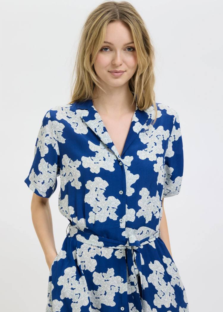 Secondary product image for "Sveas Klänning Havstulpan"