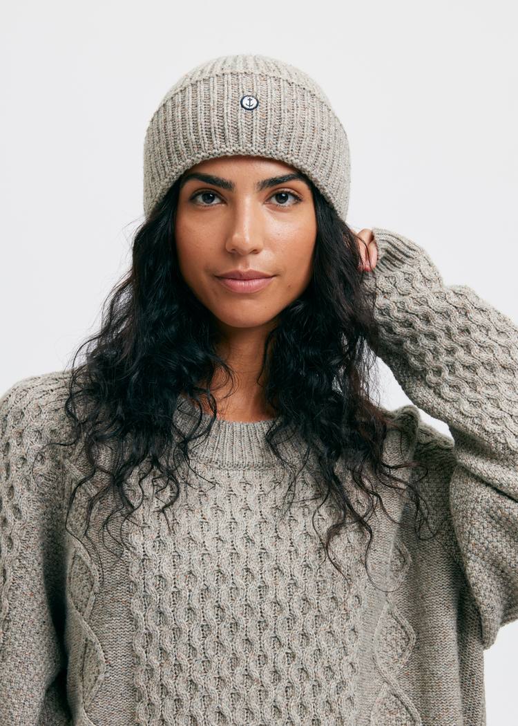 Secondary product image for "Knitted Beanie Sand"