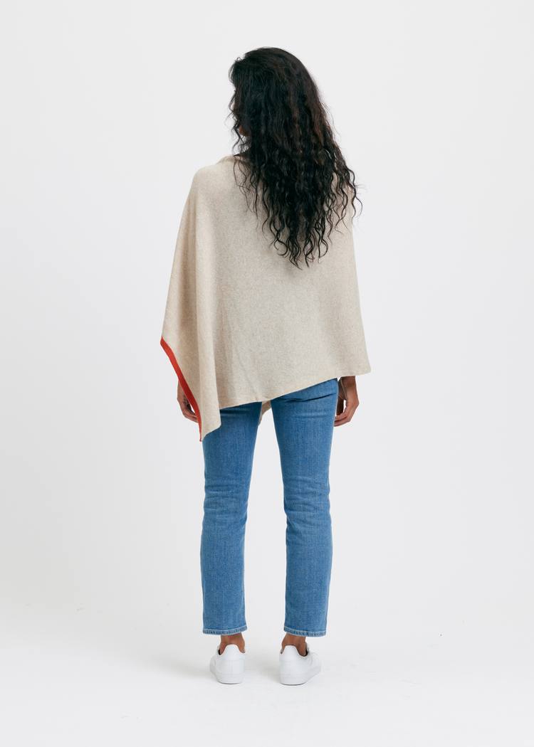 Secondary product image for "Kari Poncho Sand"