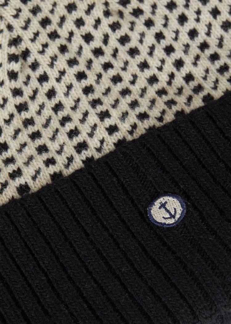 Secondary product image for "Vallerö Stickad Mössa Offwhite"